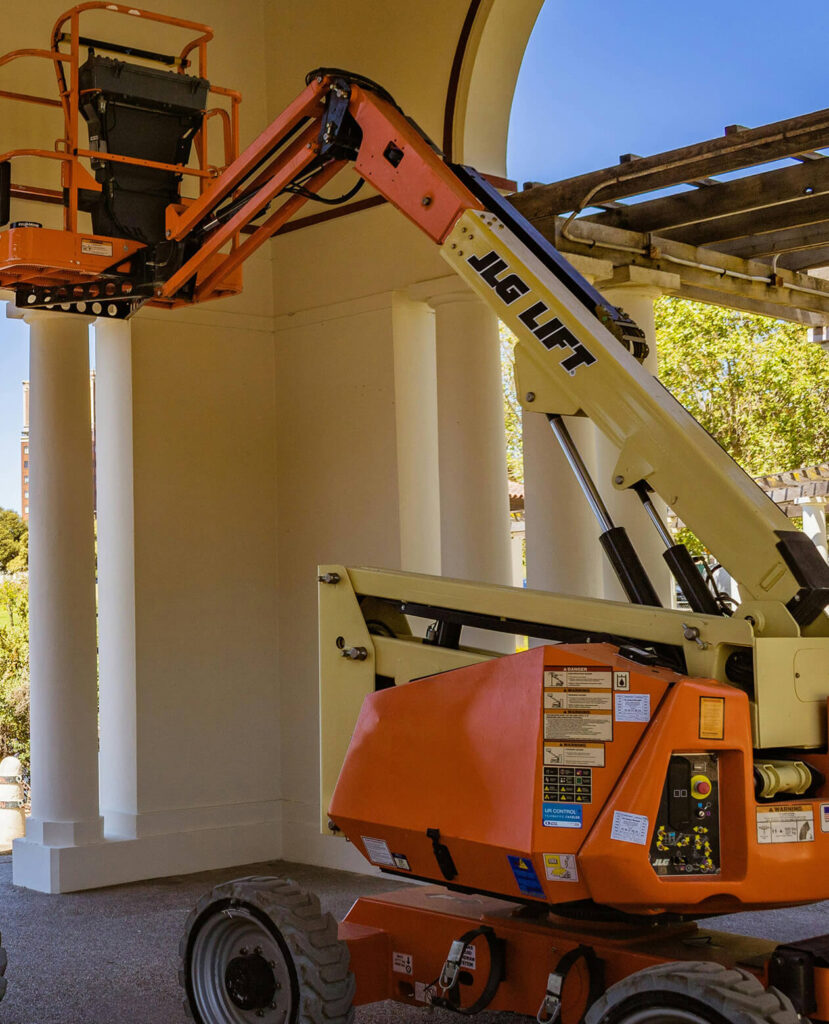 JLG services