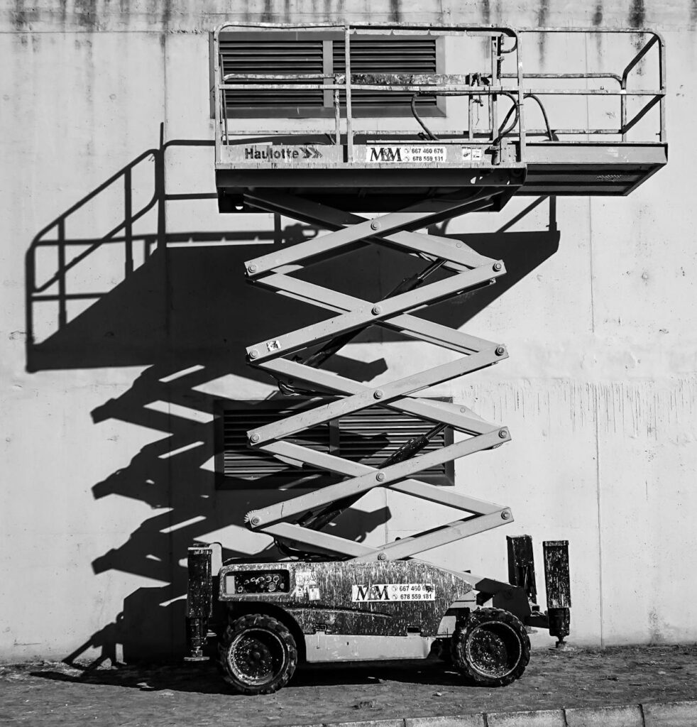 scissor lift repairs and breakdowns